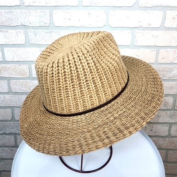C.C. Knit Panama Fedora Hat - Picture 4 of 10